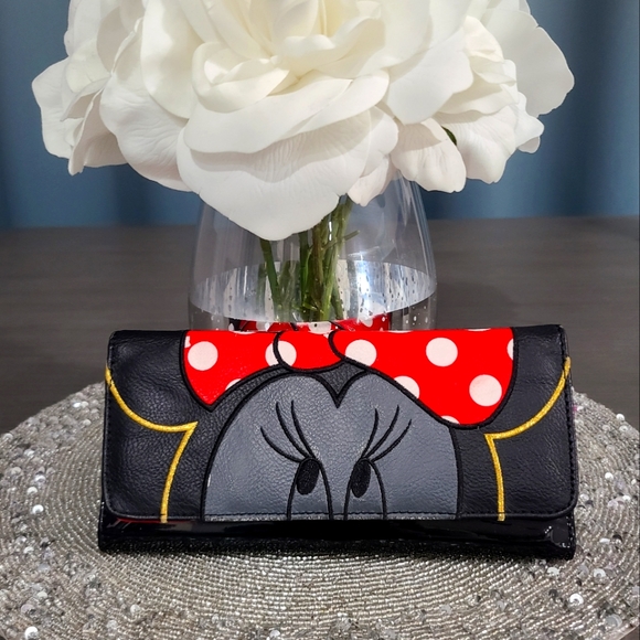 Loungefly Handbags - Disney Lougefly Minnie Mouse Wallet